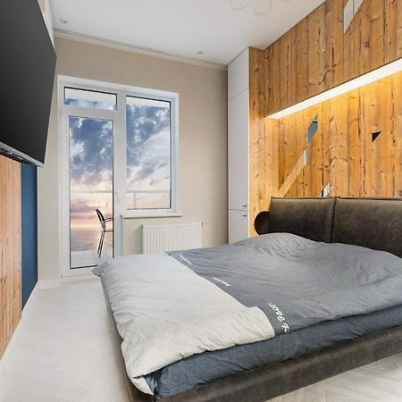 New Romantic Sea-View Studio By Odessa Beach Экстерьер фото